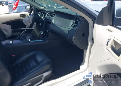 2010 Ford Mustang V6/V6 Premium from USA, damaged, VIN 1ZVBP8AN4A5149204